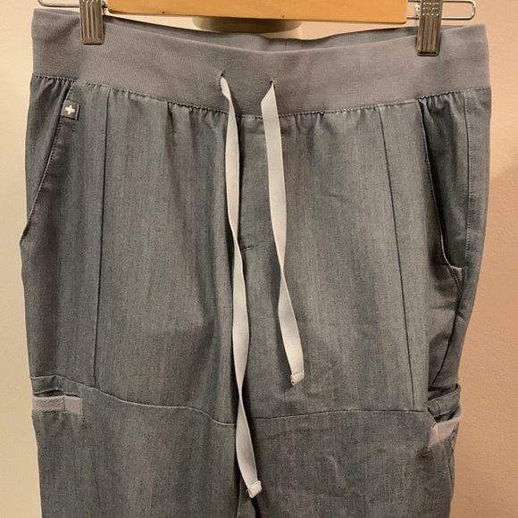 FIGS Technical Collection Grey Bottom Size Xs - Picture 2 of 11